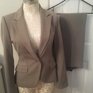 Express Women’s Suit